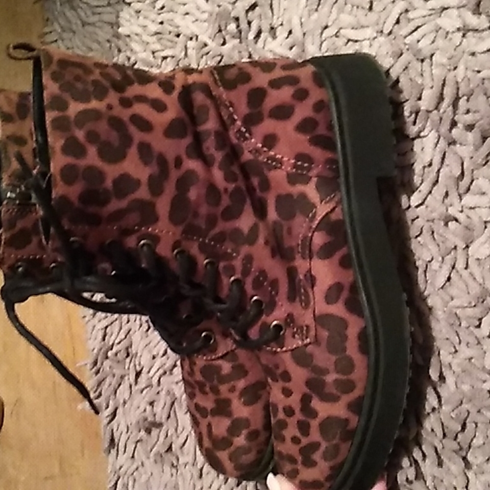 XAPPEAL Lugged Sole Boot